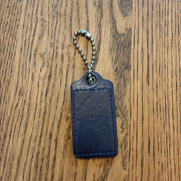 Coach Blue Tag - Picture 2 of 2